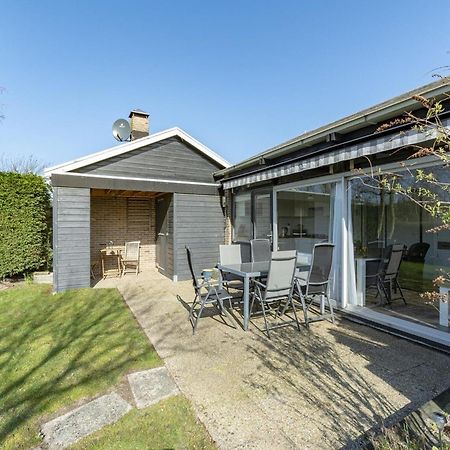 Exquisite Bungalow By The Sea Sint Maartensvlotbrug Kültér fotó